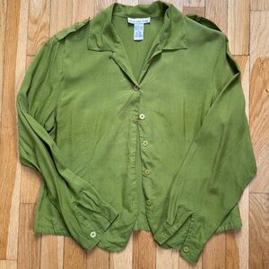 100% silk Green Button-Up Blouse